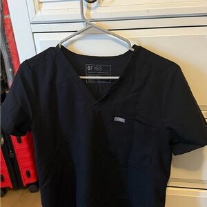 FIGS Catarina petite black scrub top